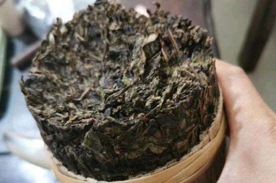 黑茶調(diào)理婦科病，女人喝黑茶好處太多了！