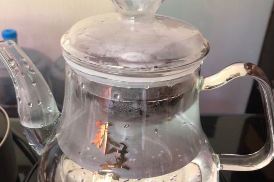 蒸茶和煮茶的區(qū)別，蒸茶和煮茶哪個好