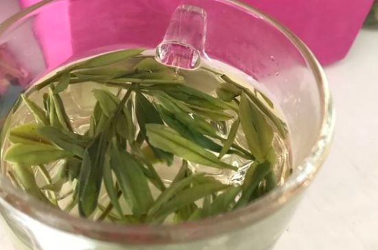 正常下一斤茶葉能喝多久，一個(gè)人一般一個(gè)月喝多少茶葉