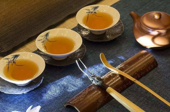 哪些茶適合泡功夫茶，功夫茶應(yīng)該配什么茶葉