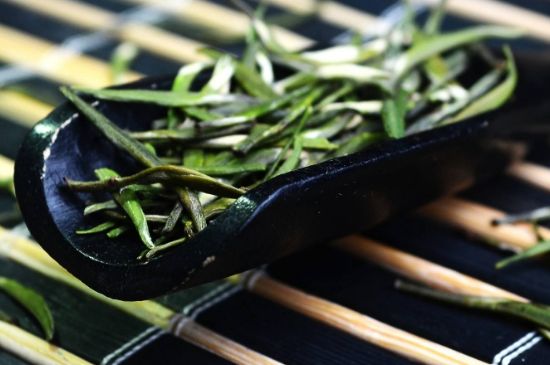 老茶和新茶哪個好，老茶好喝還是新茶好喝