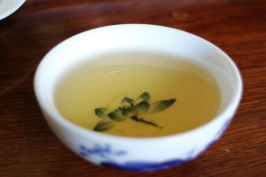 茉莉香精茶的鑒別方法，茉莉茶加香精怎樣識(shí)別？