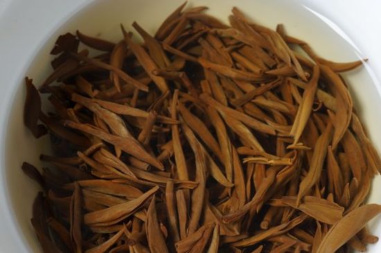 好壞金駿眉圖片對比，怎么挑選金駿眉茶葉