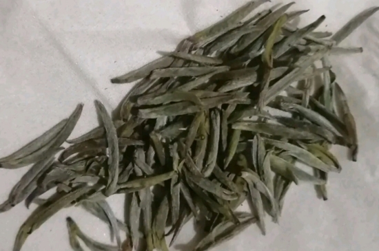 過期茶葉的八大妙用，過期的陳茶葉還能干什么用？