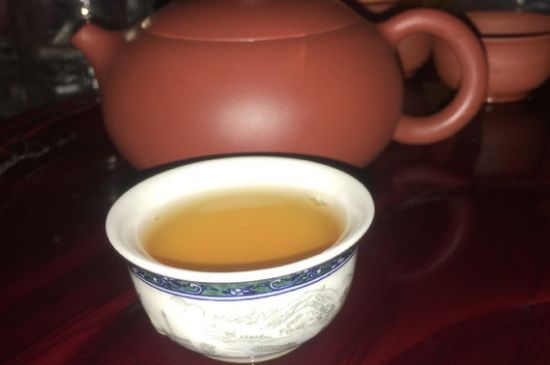 200一斤的茶葉算不算好，兩百一斤買的是中低檔茶