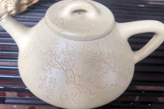 新買的紫砂壺為什么會(huì)裂，真的紫砂壺是不是很容易開裂？