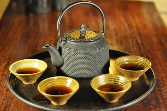 鐵壺生銹了怎么處理，如何防止鐵壺生銹