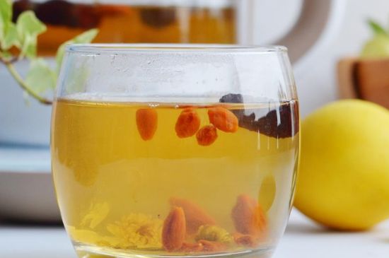 菊花茶的最佳搭配有哪幾樣，菊花茶和什么搭配喝效果好？