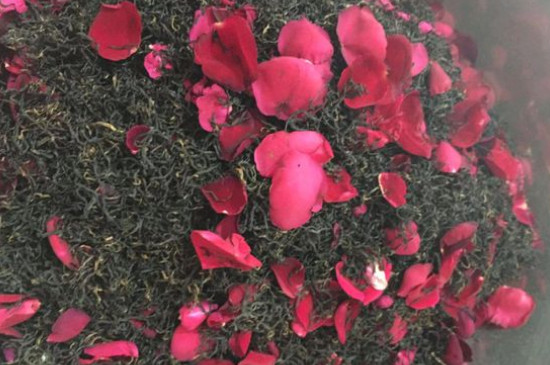 玫瑰花泡水喝的9大禁忌，喝玫瑰花茶有什么禁忌