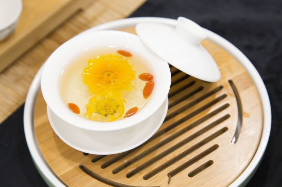 菊花茶天天喝行嗎，每天喝菊花泡茶喝好嗎？