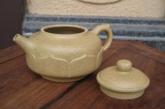 本山綠泥怎么分辨真假，真正的本山綠泥紫砂壺怎么鑒別？