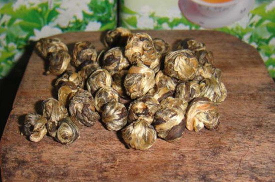 茉莉龍珠一次泡幾顆，茉莉龍珠一一杯放幾顆