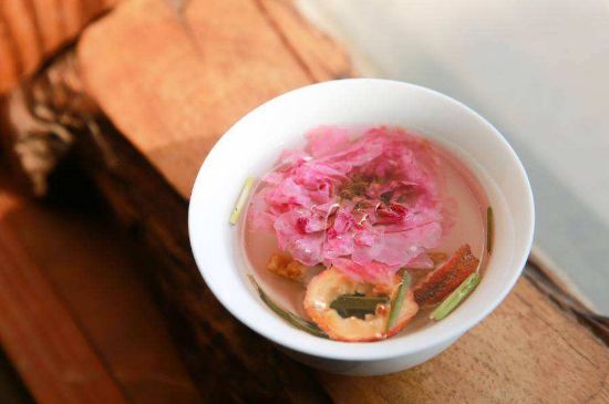 玫瑰花的最佳搭配，喝玫瑰花茶搭配什么喝好？