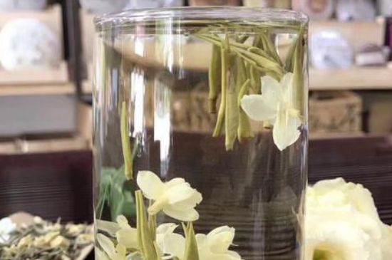 茉莉龍珠保質(zhì)期多長時(shí)間，茉莉龍珠茶放幾年了還能喝嗎？