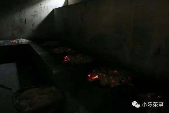 怎樣炭焙巖茶？揭秘武夷巖茶的炭焙技藝