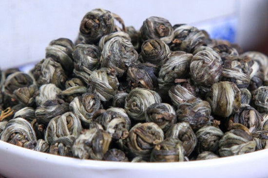 茉莉龍珠一次泡幾顆，茉莉龍珠一一杯放幾顆