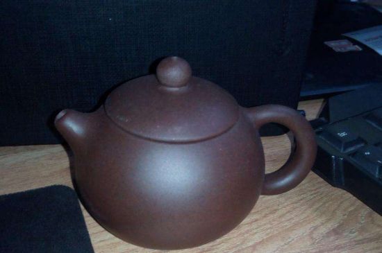 紫砂壺密密麻麻黑點(diǎn)，布滿(mǎn)了很多小黑點(diǎn)的紫砂好嗎