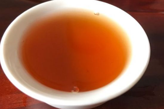 正山小種喝起來苦澀有點(diǎn)酸對(duì)嗎，正山小種發(fā)酸有害嗎