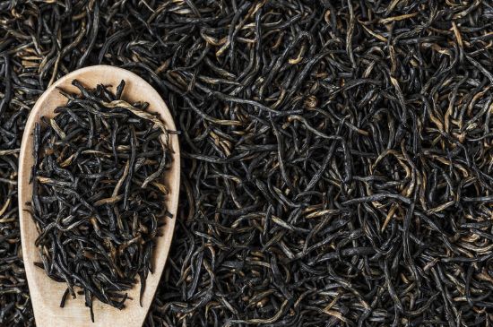 紅茶放置10年還能喝嗎，多年過期紅茶居然還能喝？