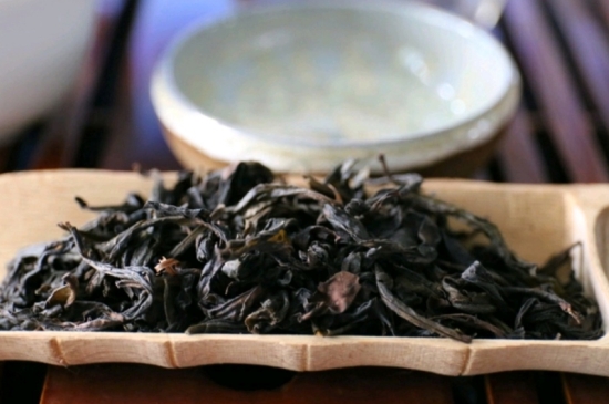 長期喝巖茶會上火嗎？巖茶這樣喝了容易上火！