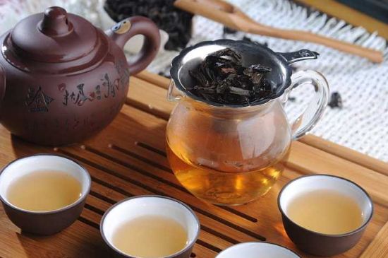 母樹大紅袍給誰喝了，為什么母樹大紅袍叫三棵六株？