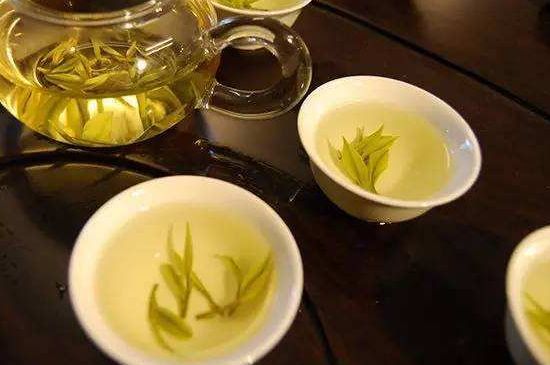 黃茶不適合哪些人喝，黃茶的功效與作用禁忌