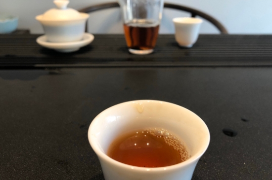 為什么喝巖茶會上火，巖茶喝多上火怎么辦？