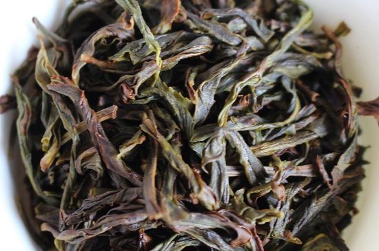 蜜蘭香和鴨屎香區(qū)別，鳳凰單樅鴨屎香vs蜜蘭香圖片對(duì)比