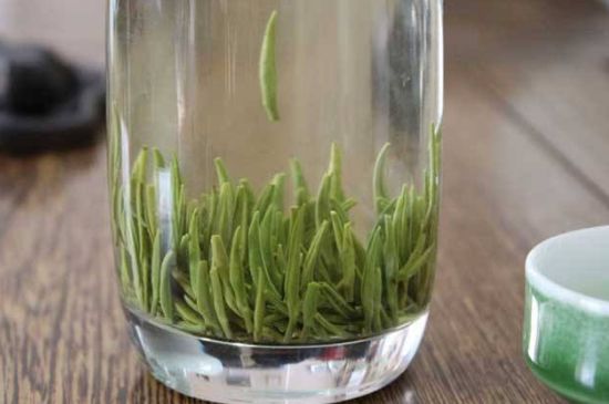 竹葉青和毛尖的區(qū)別，毛尖和竹葉青怎么分辨？