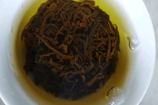 正山小種很細還很黑亮，正山小種越細越好嗎