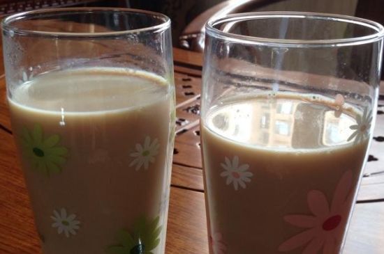 紅茶加奶的危害，紅茶加牛奶有副作用嗎