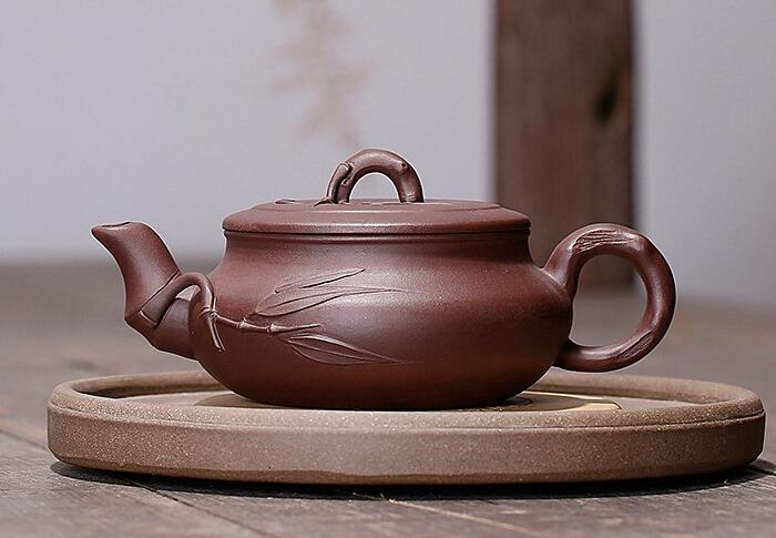 紫砂壺開壺的正確步驟，教你<a href=http://m.jiaodonghuabobo.com/chaju/zisha/ target=_blank class=infotextkey>紫砂壺保養(yǎng)</a>的方法