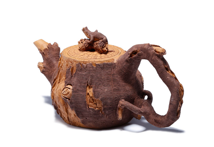 仿木外皮紫砂壺，創(chuàng)意木樁手工雕刻紫砂壺